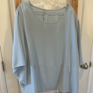 Women's Light Blue Top